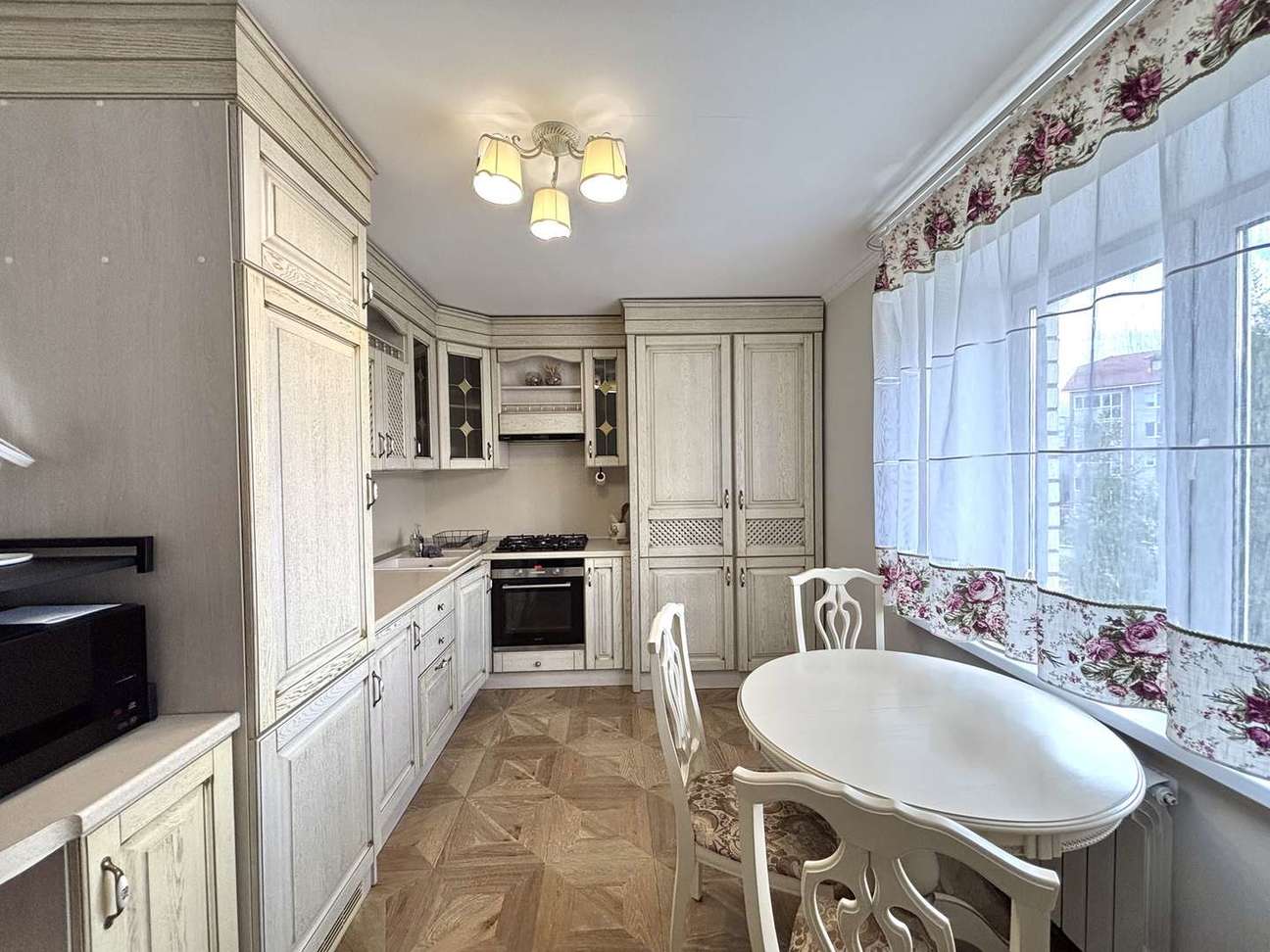 2-комнатная квартира, 63 м² — Каберова-Власьевская улица, 78