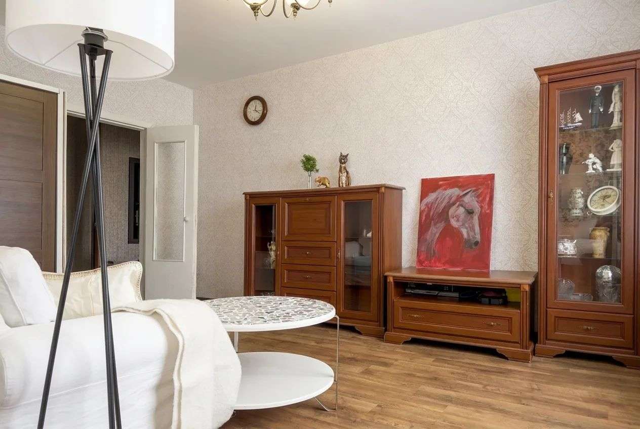 3-комнатная квартира, 75 м² — Батецкая улица, 21