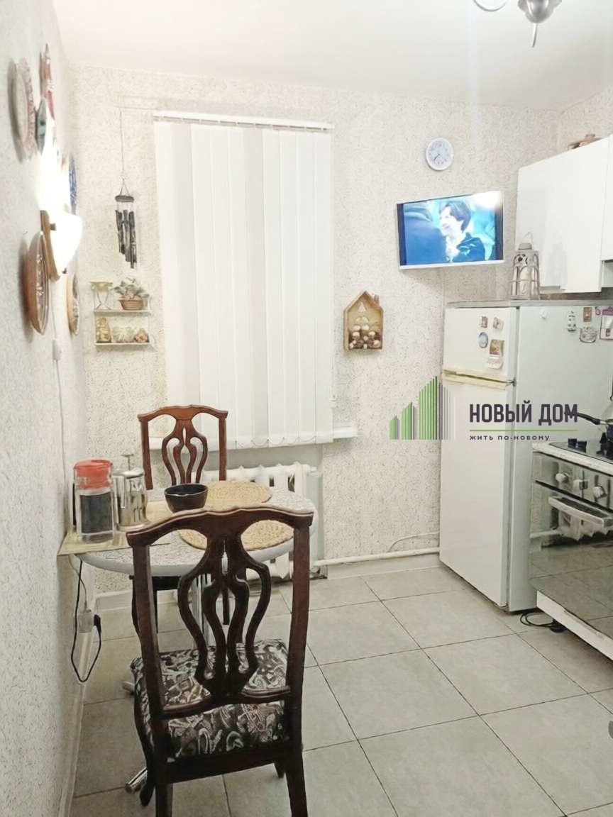 3-комнатная квартира, 58,5 м² — Связи улица, 3