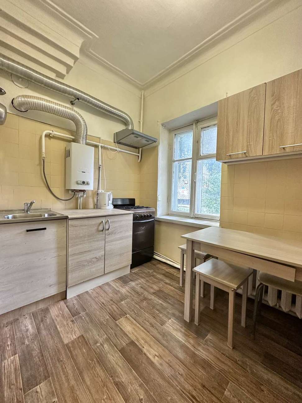 2-комнатная квартира, 43,2 м² — Красилова улица, 47
