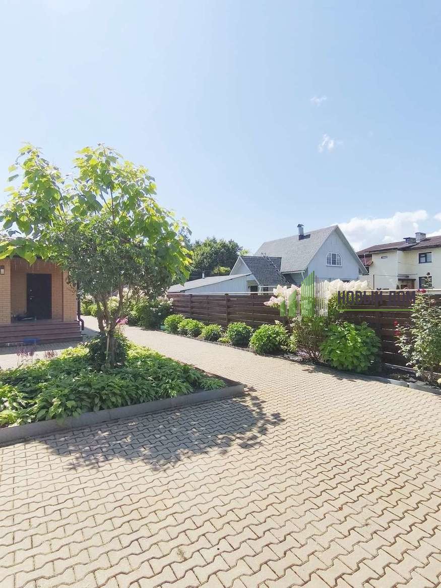 Коттедж, 250 м² — улица Чапаева