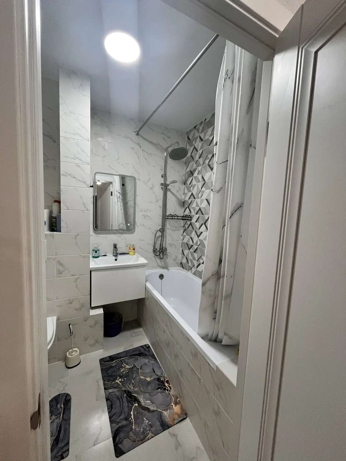 2-комнатная квартира, 60 м² — Королева улица, 16