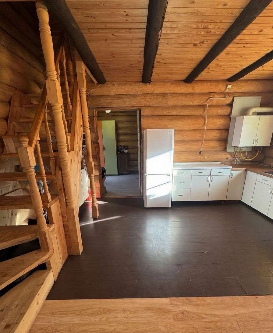 Дом, 76,5 м² — Строителей, 12