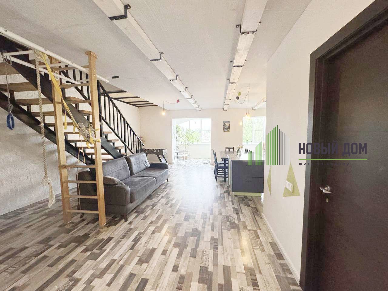 4-комнатная квартира, 150 м² — Герасименко-Маницына улица, 24к1