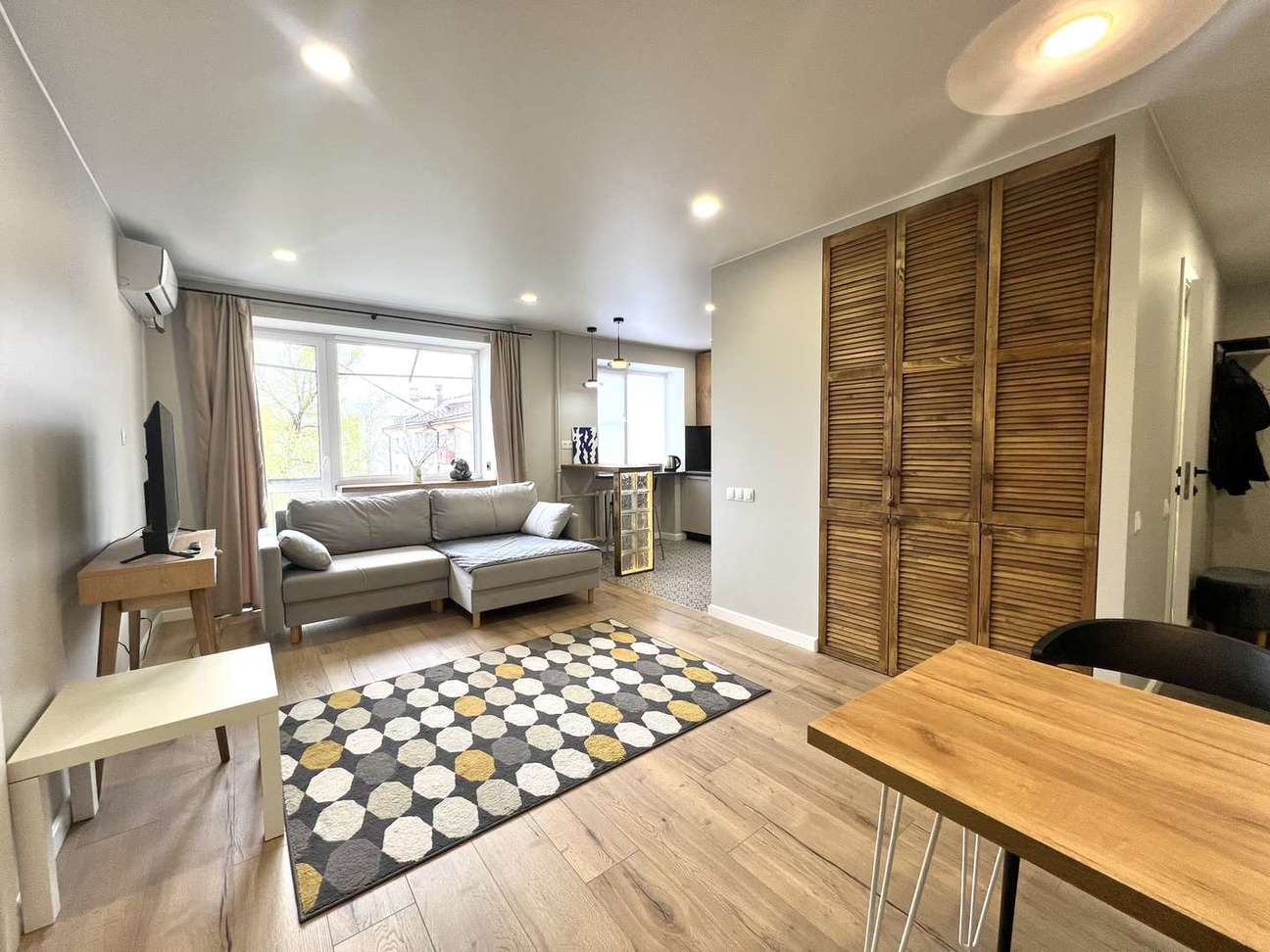2-комнатная квартира, 45 м² — Октябрьская улица, 28
