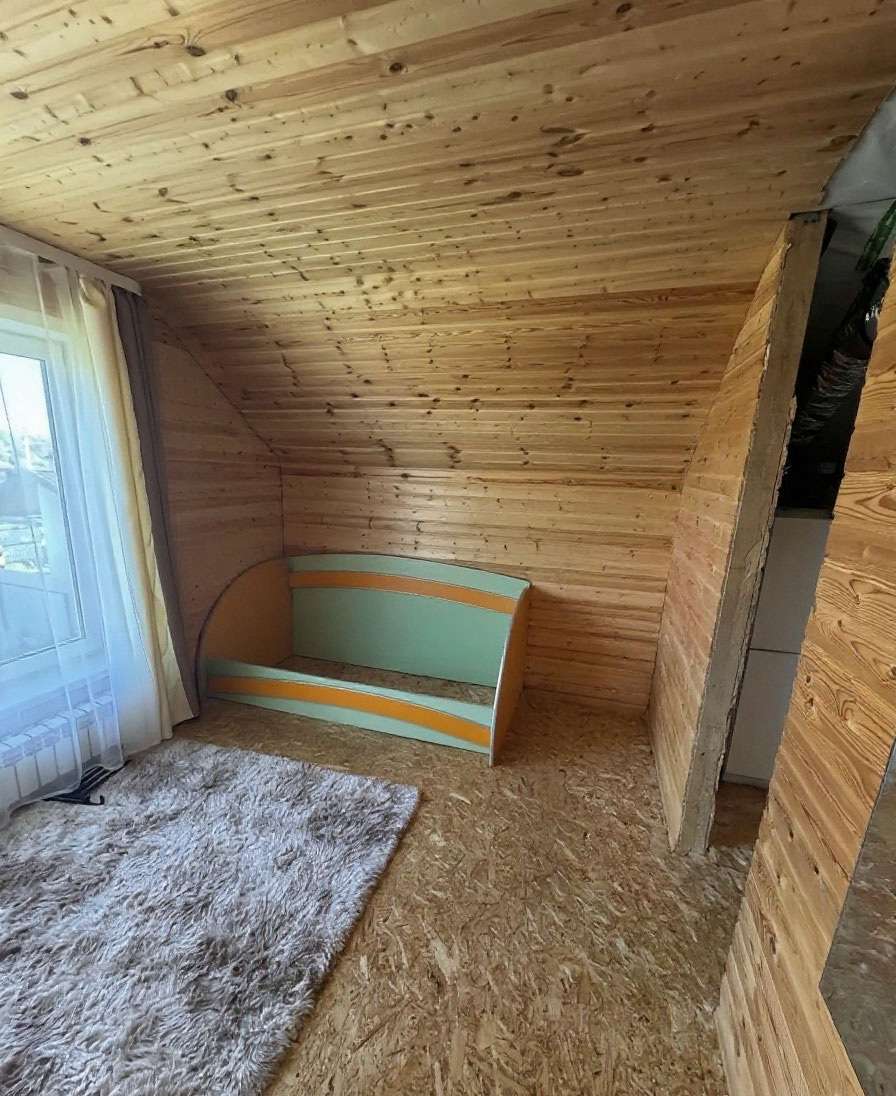 Дом, 76,5 м² — Строителей, 12