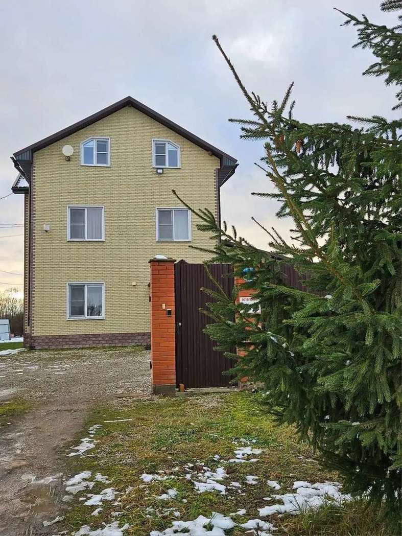Коммерческая, 280 м² — , 48