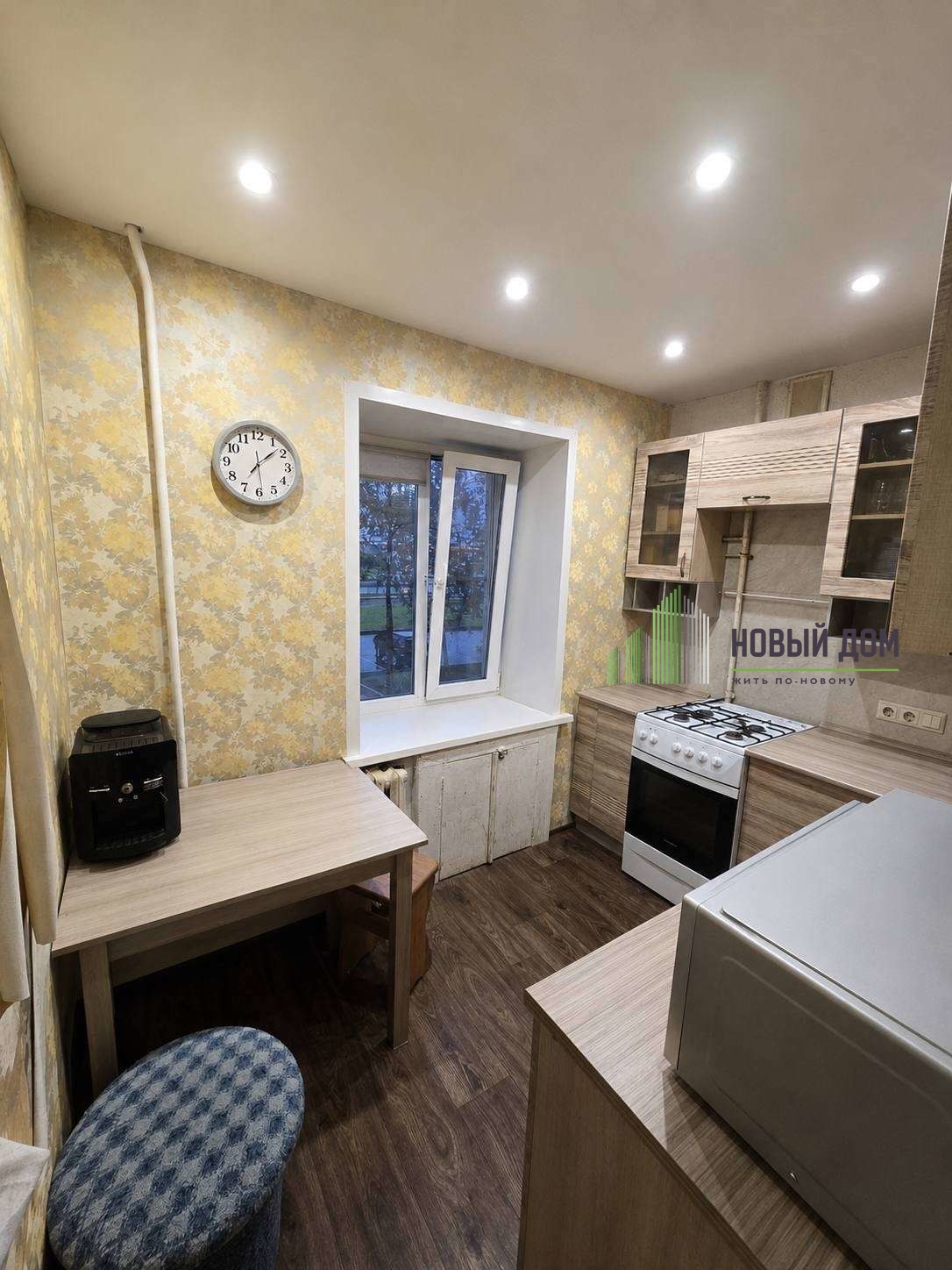 3-комнатная квартира, 65 м² — Державина улица, 4