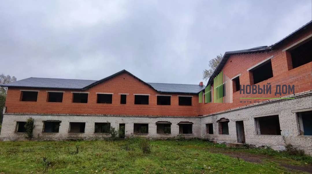 Коммерческая, 900 м² — Центральная, 21