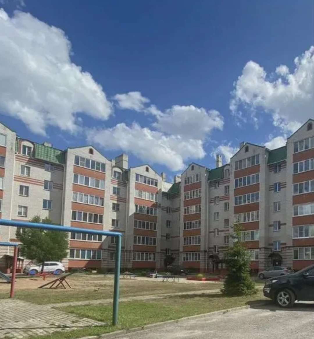 3-комнатная квартира, 65 м² — Александра Корсунова проспект, 38к7