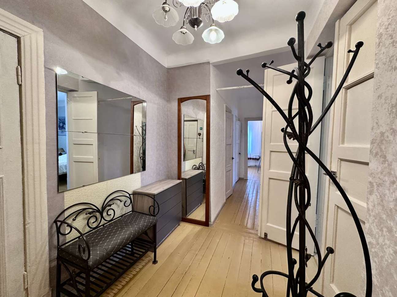 2-комнатная квартира, 58,2 м² — Михайлова улица, 31
